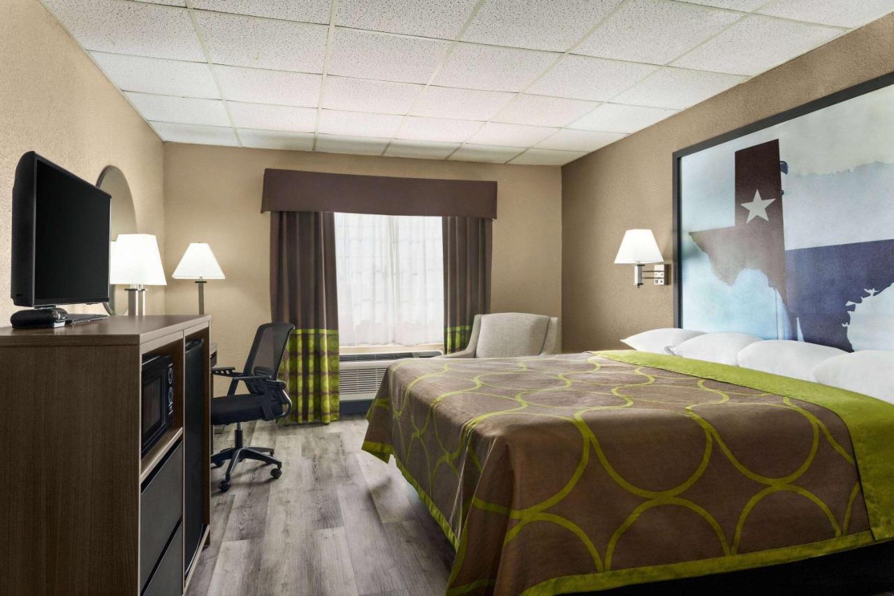 Super 8 by Wyndham Gainesville TX Eksteriør bilde